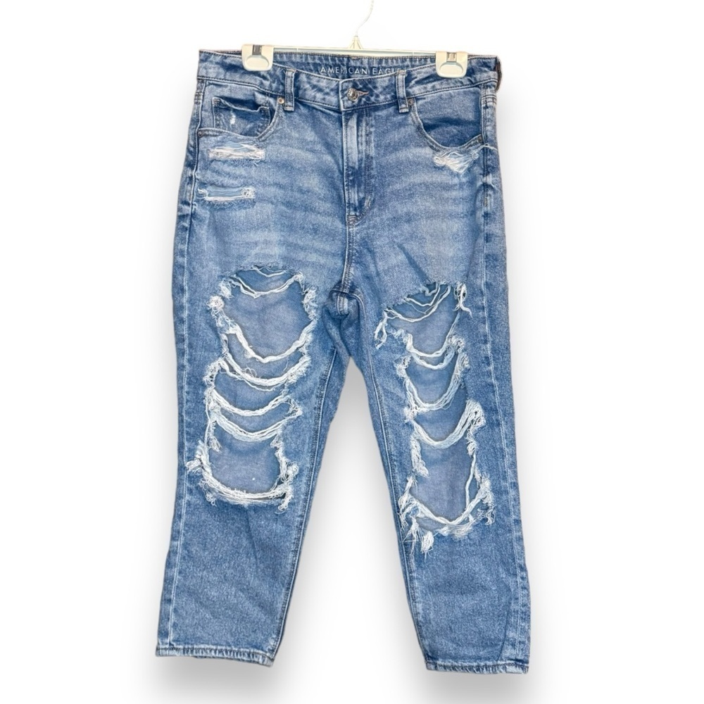 American Eagle Light Wash Destroyed High Waisted Mom Jeans Women’s 14 X-Short